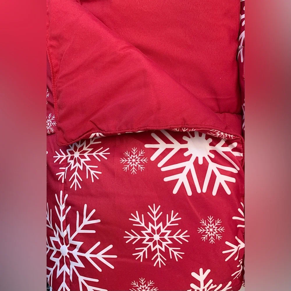 Living Quarters Snowflake Coverlet/Quilt Set - 6pc - Full/Queen